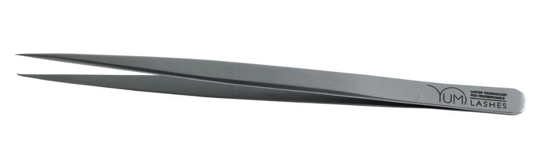 Yumi Lashes Tweezers Long